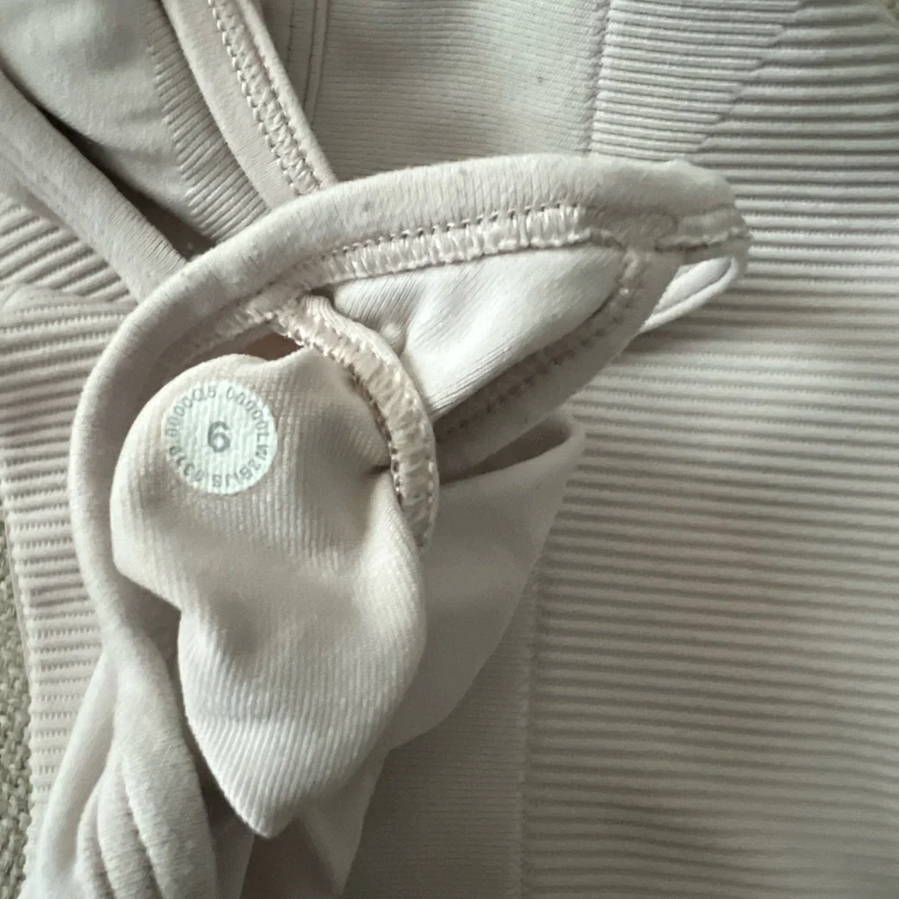 Lululemon Seamless Light Taupe Bralette with Strappy Back
